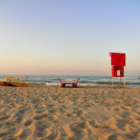 Mehari Rimini - Family Hotel Bagian luar foto