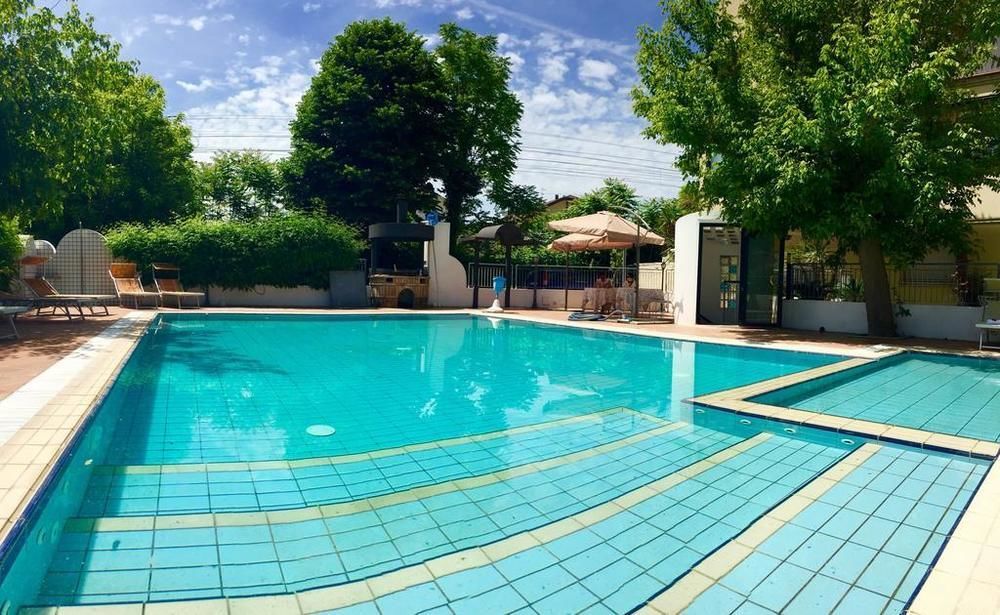 Mehari Rimini - Family Hotel Bagian luar foto
